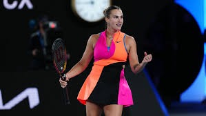 李璇：据我所知，现在球员的阴阳合同还有不少